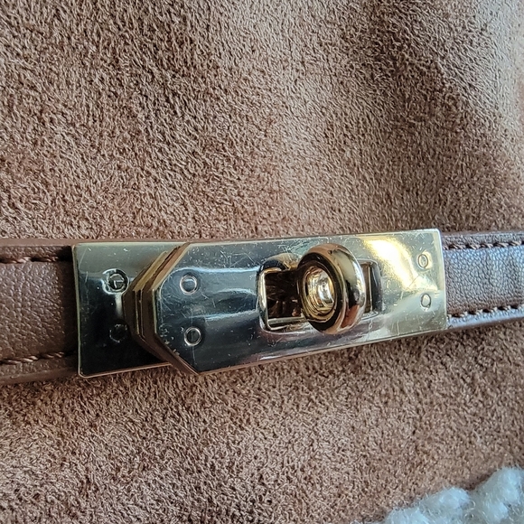 NWT Badgley Mischka Fur Border Satchel Tan Vegan Leather - Picture 3 of 15